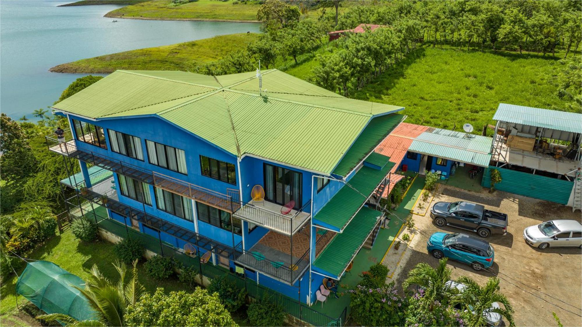 Tinajas Arenal Lakefront Lodge Nuevo Arenal Zewnętrze zdjęcie